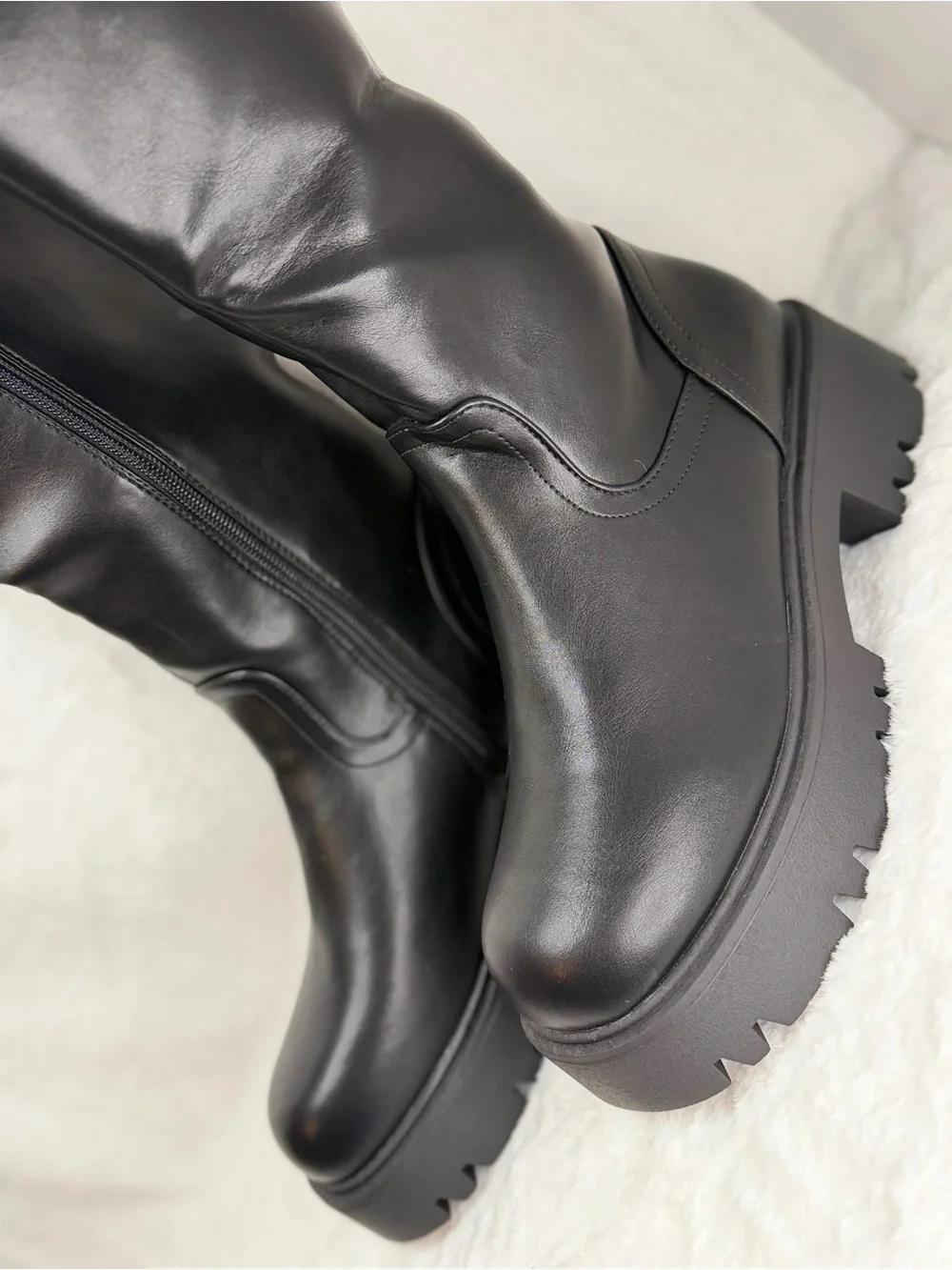 Dream Pairs Black Over-the-Knee Chunky Lug Boots